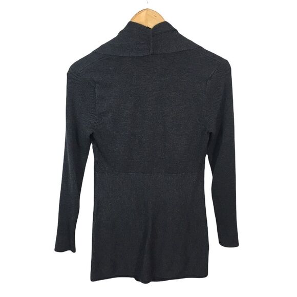 C4 Women’s WHITE HOUSE BLACK MARKET Trendy Cardigan Sweater S - Picture 2 of 4